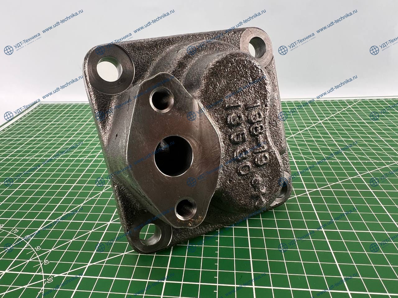 198-13-13500 Насос гидравлический