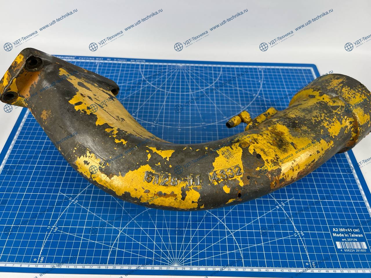 6128-11-4332 Кронштейн соединительный БУ - фото 2