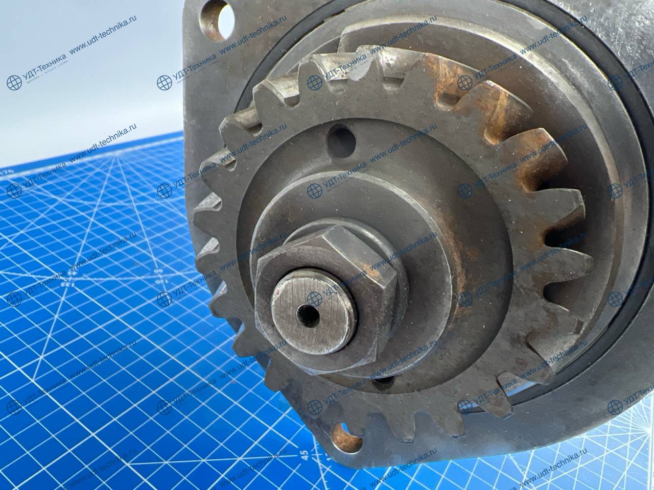 6128-21-6901 Привод БУ - фото 3