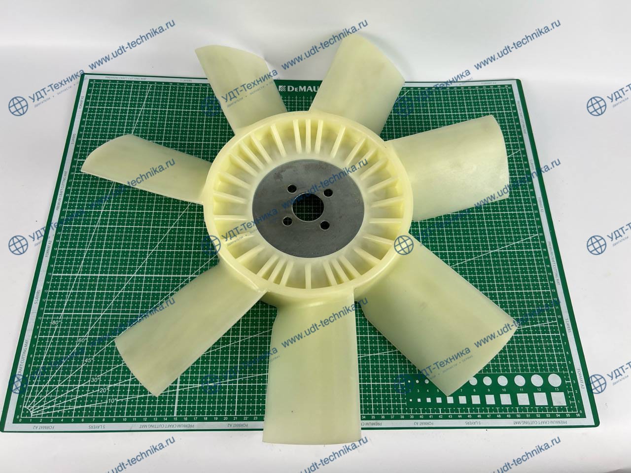 YM123900-44740 Вентилятор