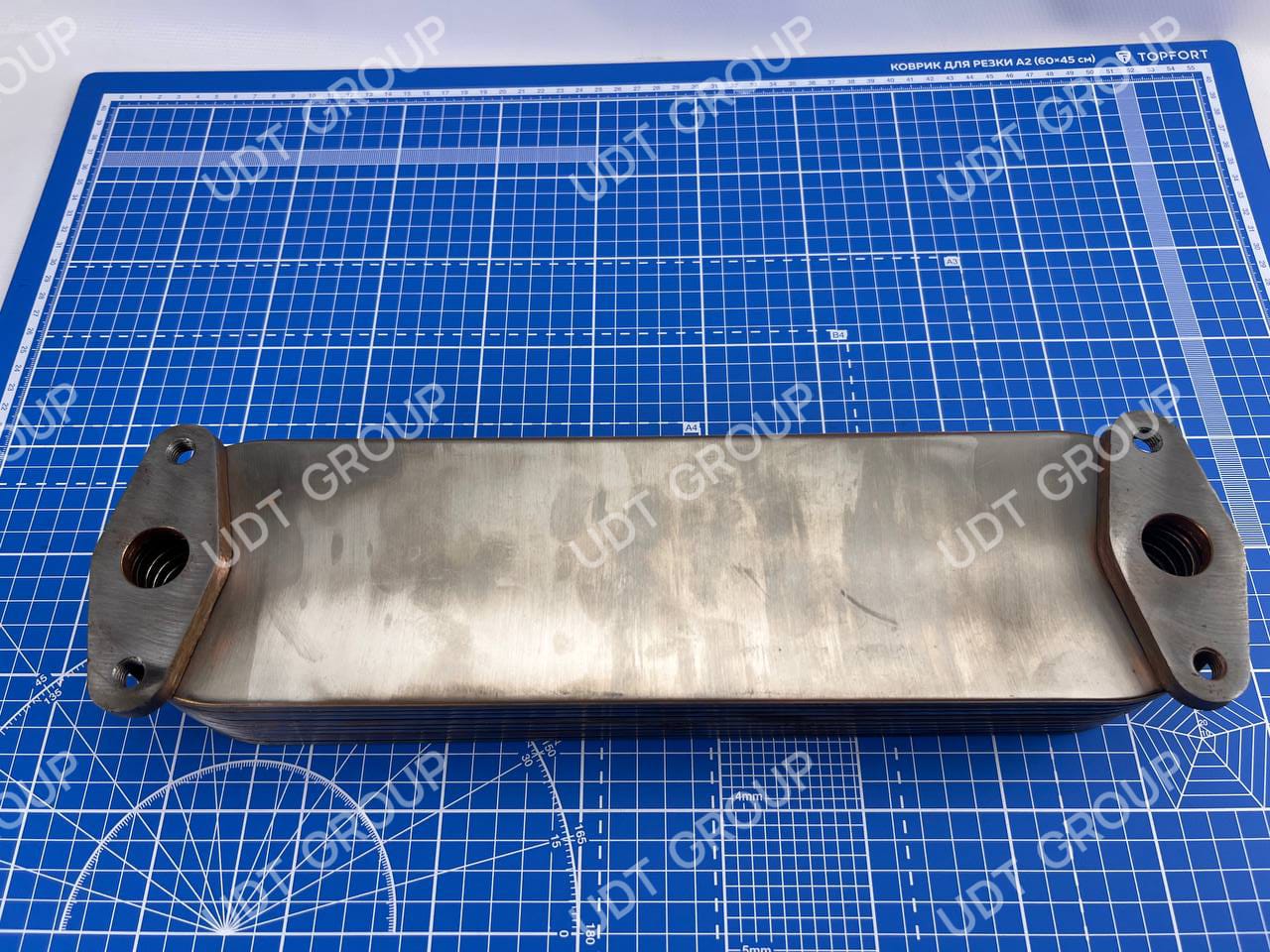 6240-61-2110 Маслоохладитель - фото 2