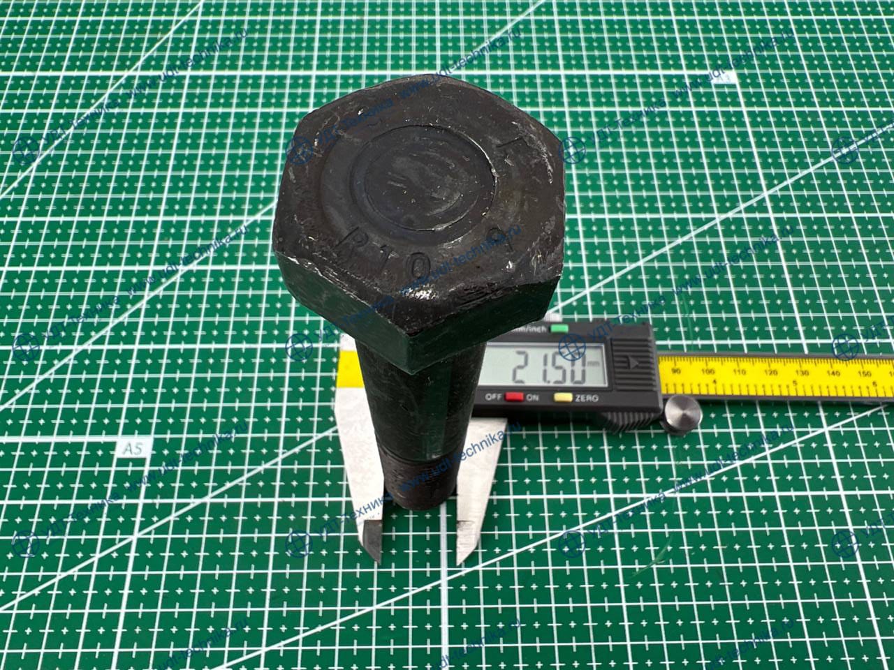 208-30-56180 Болт