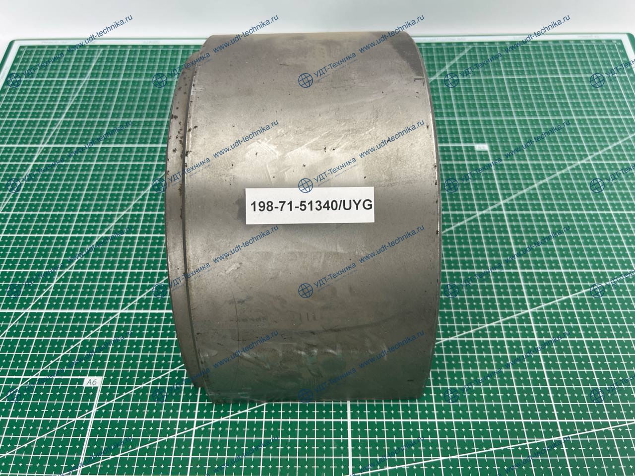 198-71-51340 Втулка