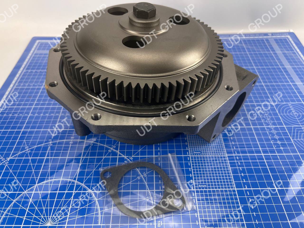 3520211 Помпа водяного охлаждения 74 зуба - фото 2