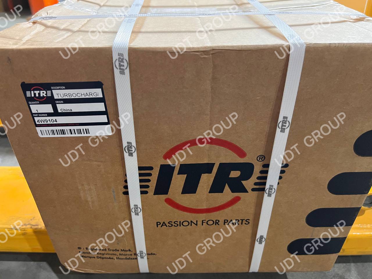 4W9104 Турбокомпрессор - фото 2