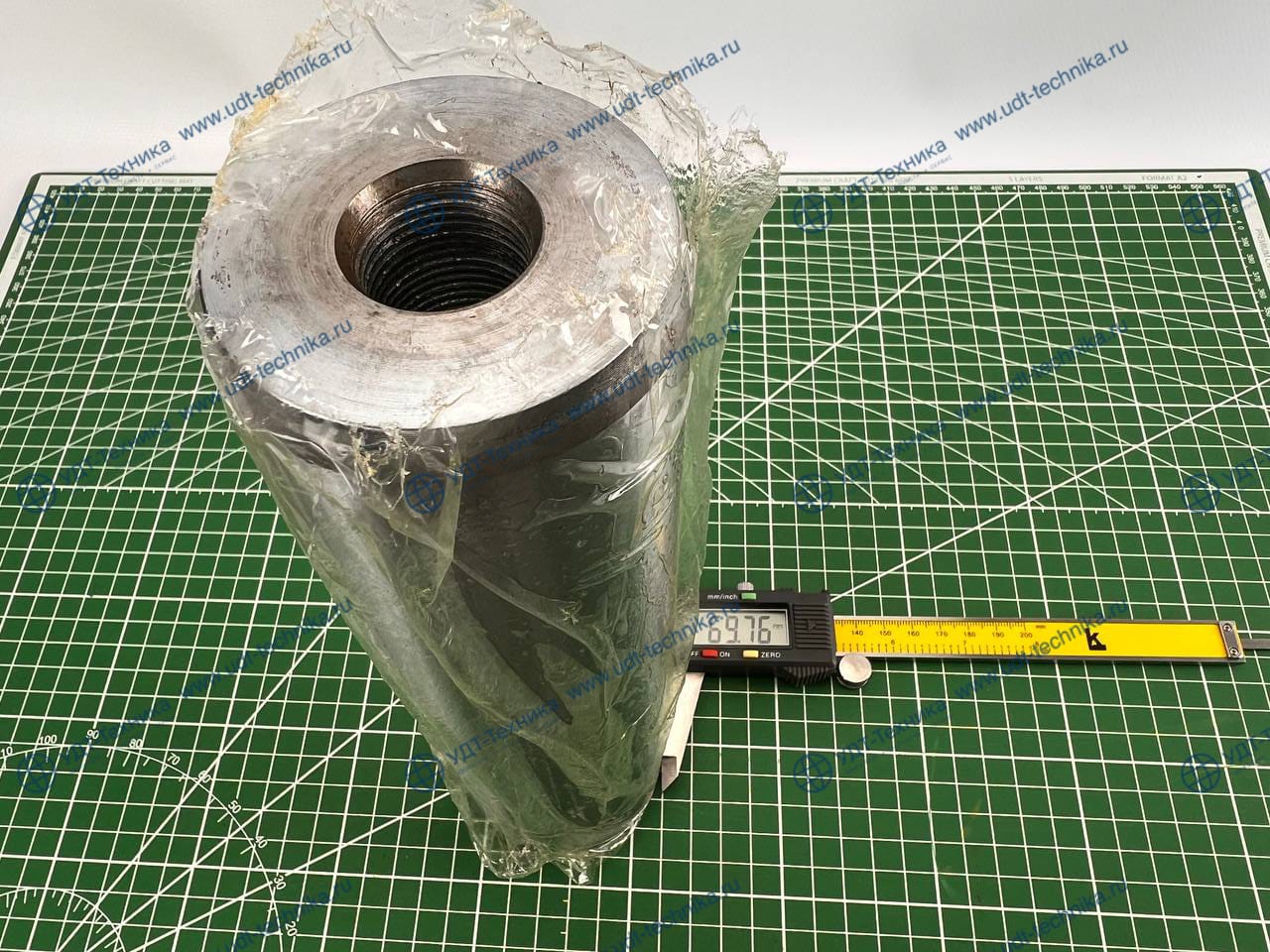 9G7038 Палец