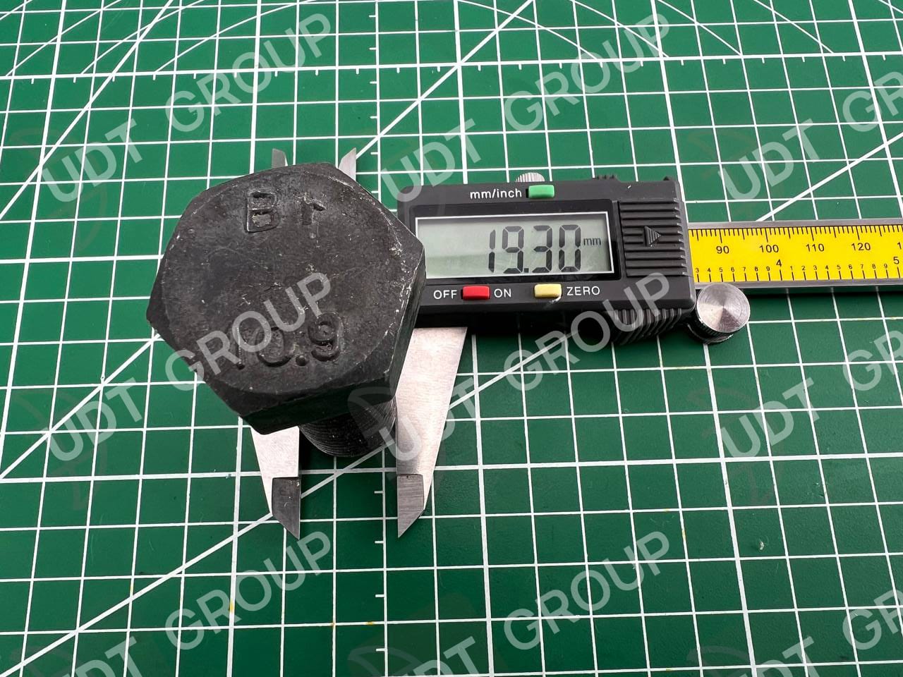 01010-62055 Болт M20x55 прочность 10.9 (Китай)