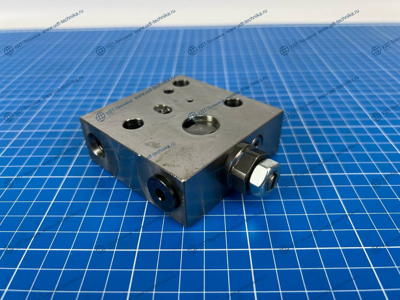 723-40-71900 Клапан гидравлический 